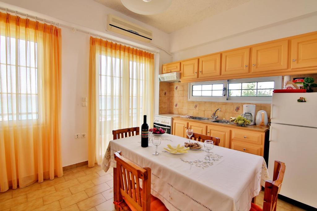 Isadora Apartment Almyrida  Room photo